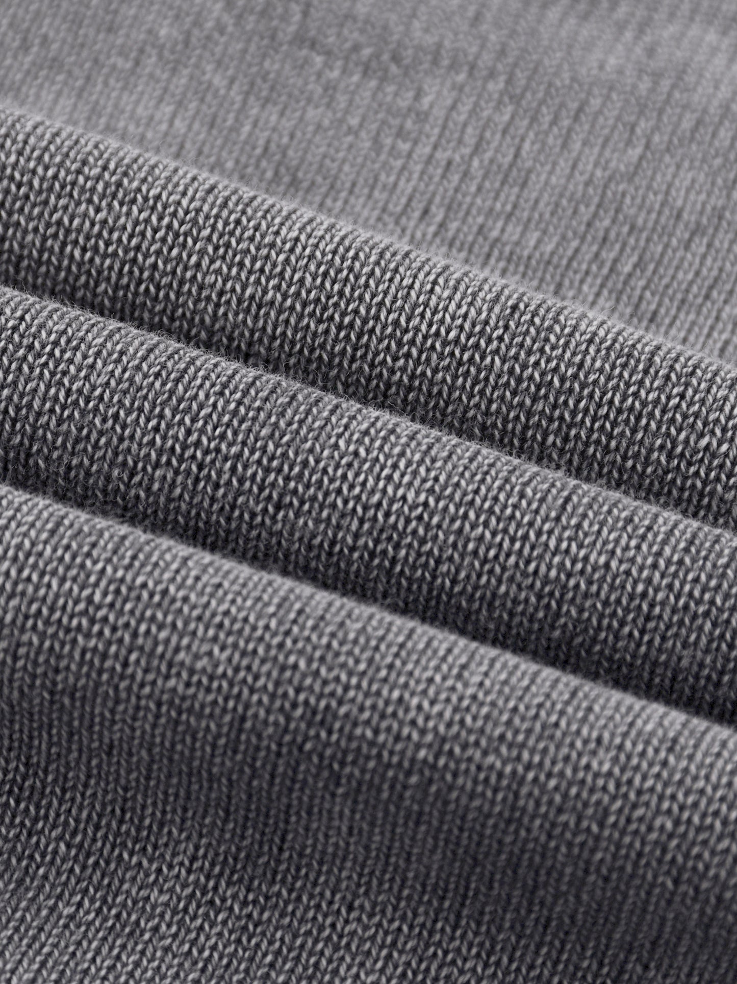 Pull court femme en coton naturel beige avec manches ballon