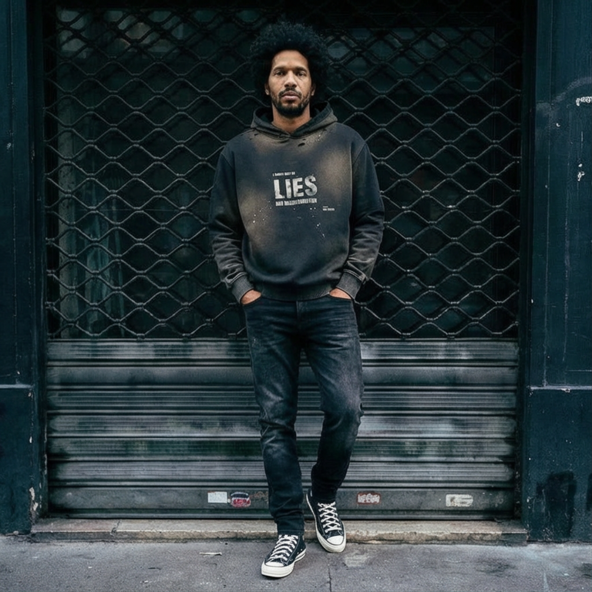 HOODIE POLAIRE DÉLAVÉ EFFET EFFILOCHÉ UNISEXE