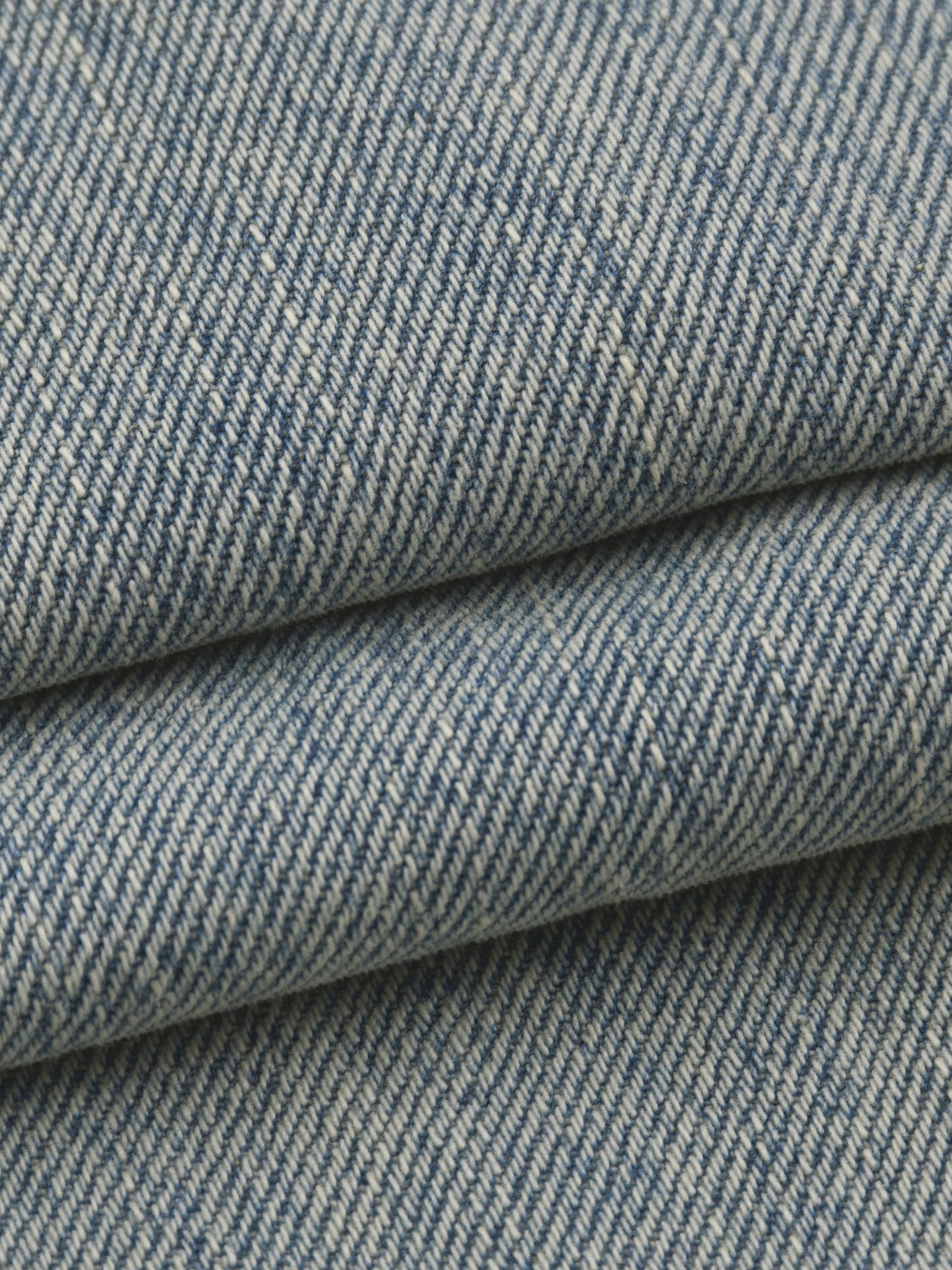 DENIM VINTAGE WASH en gros plan